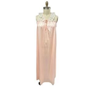 VTG Odette Barsa Slinky Nylon Peach Nightgown Lace Trim/Collar NWOT